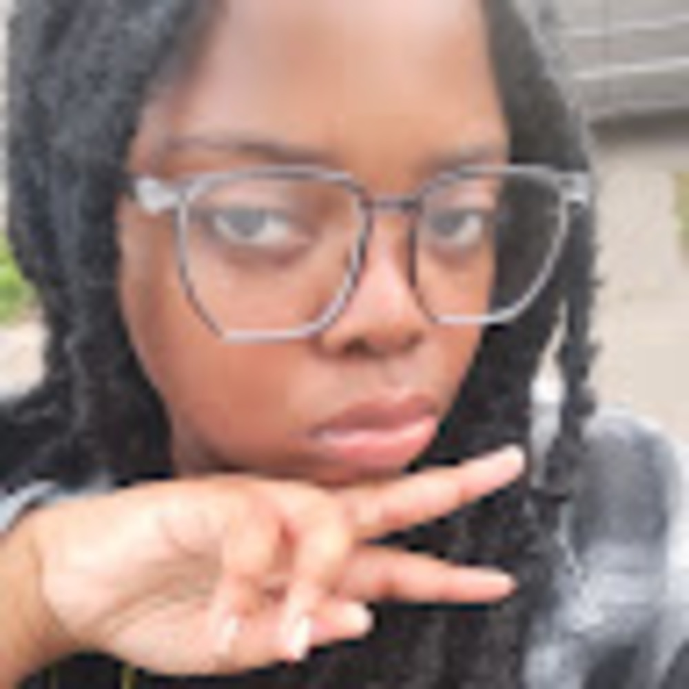 Meet your Posher, Nyla
